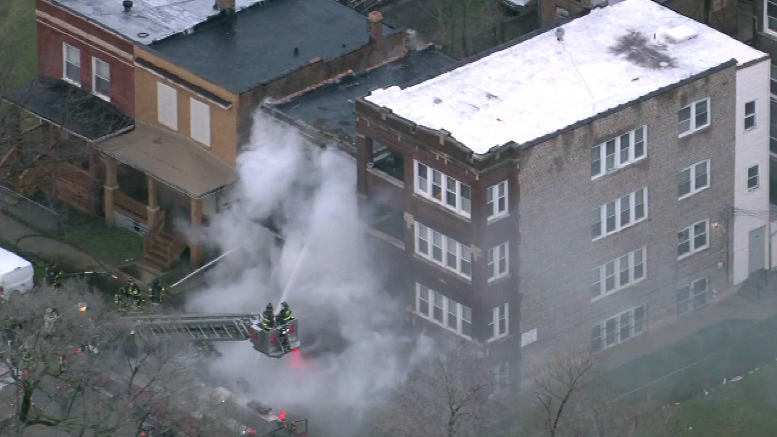 Vacant building catches fire in Parkway Gardens ABC7 Chicago